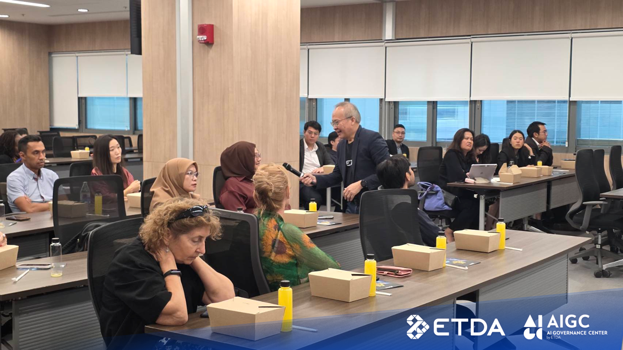 Slide5_Hataichanok-Puttarak.PNG Slide5_Hataichanok-Puttarak.PNG