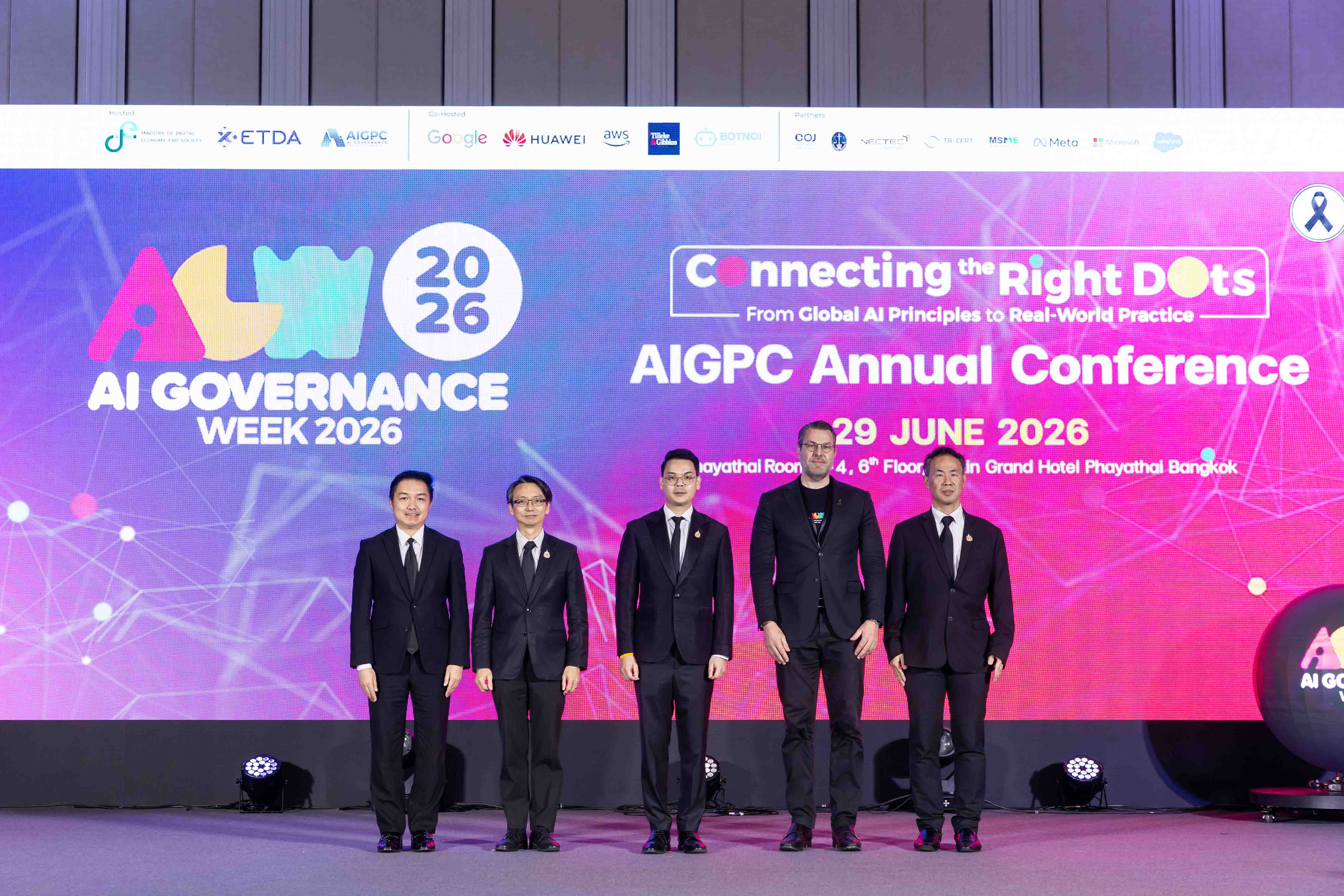ดีอี–ETDA เปิดสัปดาห์ AIGW 2026 โชว์ความพร้อมไทย สู่ศูนย์กลาง AI Governance ภูมิภาค เดินหน้า ‘AIGPC–EIA Playbook–AI Red Teaming’ เชื่อมหลักการสากลสู่การใช้จริง