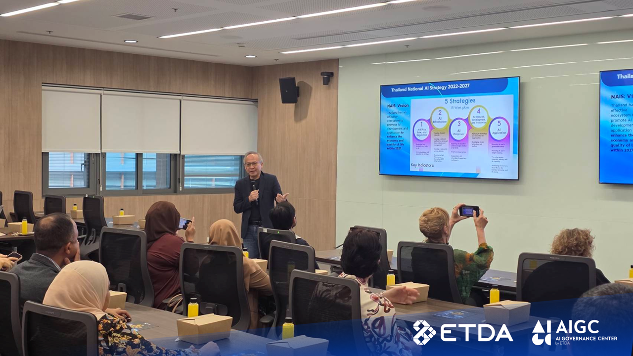 Slide6_Hataichanok-Puttarak.PNG Slide6_Hataichanok-Puttarak.PNG