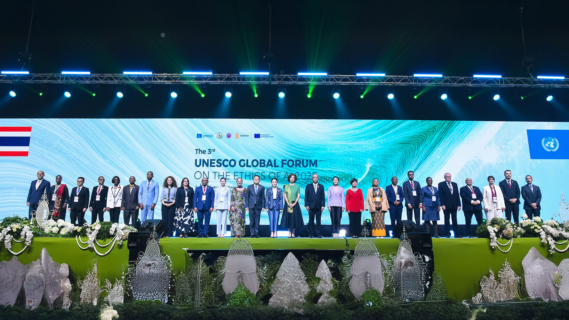 เจาะลึกเทรนด์ AI โลก บนเวที GFEAI2025 เมื่อไทยขึ้นแท่นผู้นำจริยธรรม AI แห่งภูมิภาค