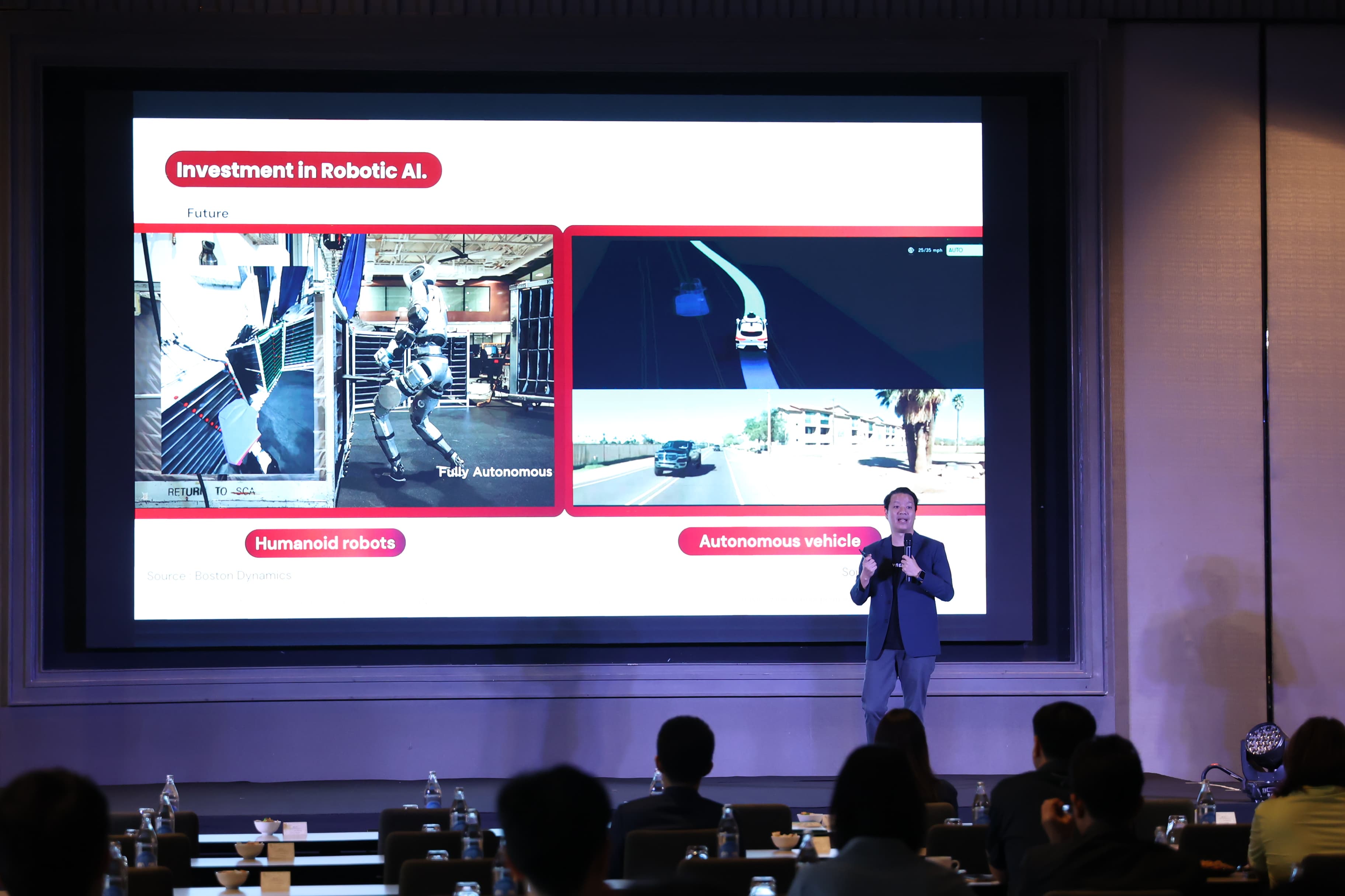 บรรยาศบนเวทเสวนา-AI-Beyond-Earth-ปญญาประดษฐกบภ(1).jpg